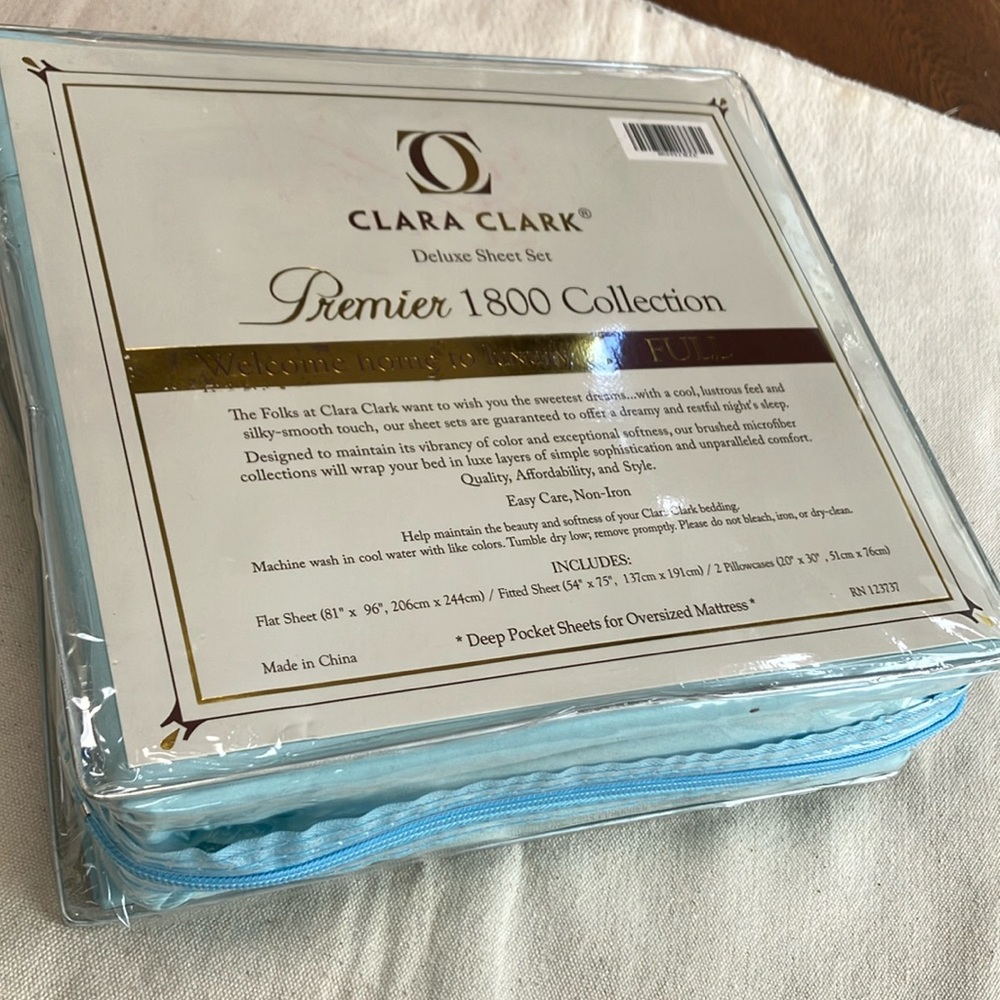 ClaraClark Deluxe sheetset. Premier1800 Collection.Full,deep pocket sheets/NWOT.